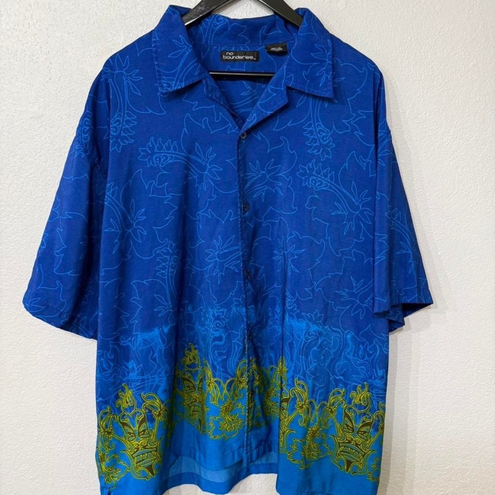No Boundaries blue Y2K rave style button up shirt Size XXL